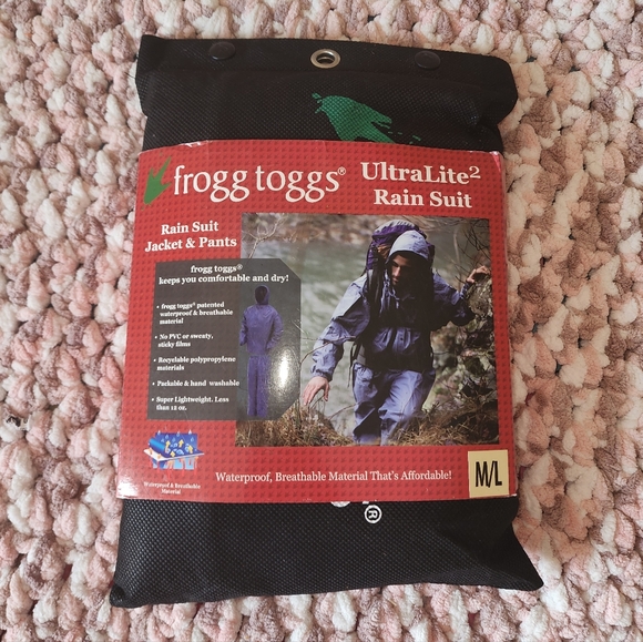 Frogg Toggs Jackets & Blazers - Frogg Toggs UltraLite2 Rain Suit - Black